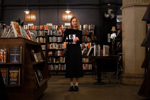 how to enjoy your own company visiting bookstore alone