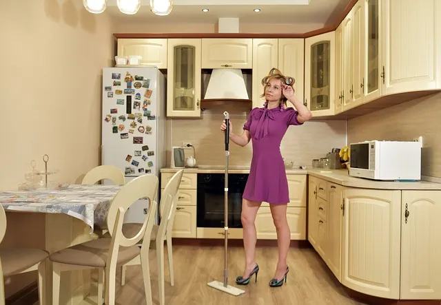 daily cleaning routine wiping