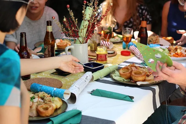 fun things to do in summer dinner with friends