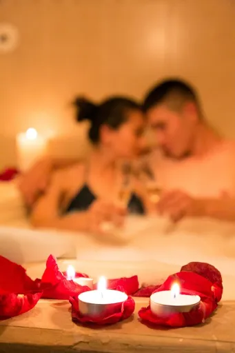 rainy day date ideas spa