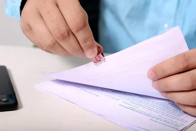 how to organize your room without buying anything keep papers together